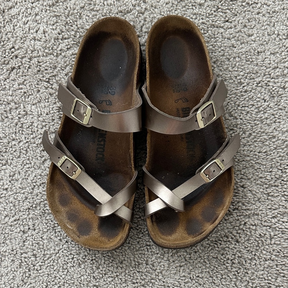 Birkenstock sandals size 39
